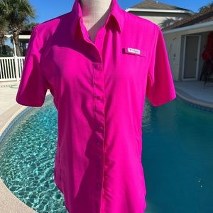 COPY - Columbia Performance Fishing Gear Short Sleeve Shirt Fuchsia Pink Medium